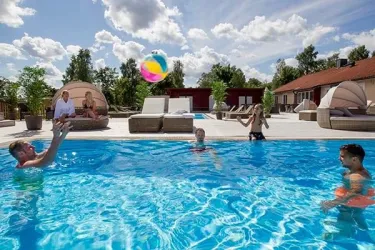 Kosta Lodge