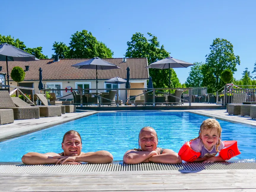 Kosta Lodge pool